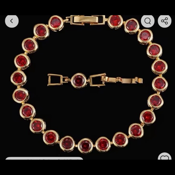 Gorgeous round tennis 14kt platebracelet with the ruby shaded Swarovski crystals - Picture 5 of 13